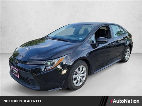 Used 2023 Toyota Corolla LE FWD image 1