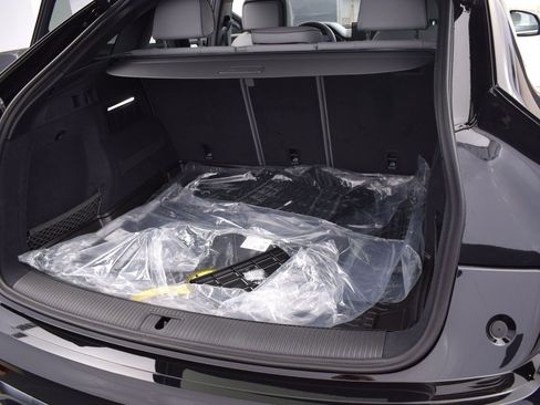 Certified 2024 Audi Q5 2.0T Premium Plus w/ Premium Plus Package image 22