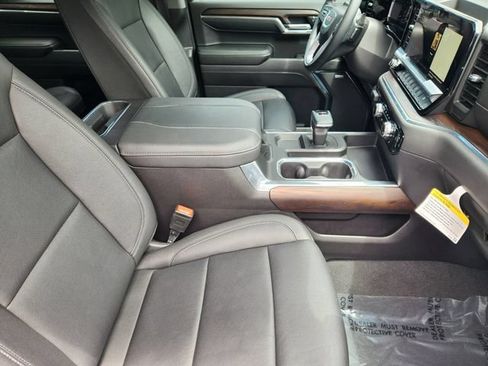 Used 2024 GMC Sierra 1500 SLT w/ SLT Premium Plus Package AWD/4WD image 19
