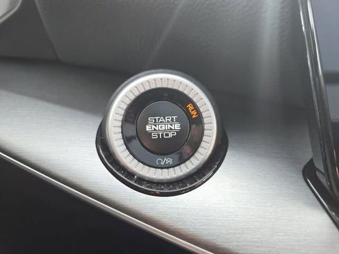 Used 2026 Jeep Grand Wagoneer Limited w/ Premium Group II image 17