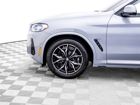 Certified 2025 BMW X4 xDrive30i w/ Premium Package AWD/4WD image 38