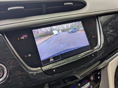 Used 2023 Cadillac XT6 Premium Luxury image 20