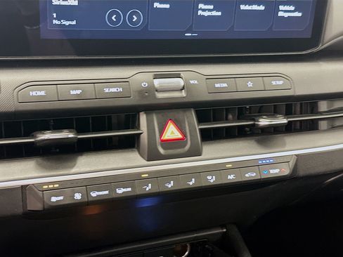 Used 2025 Kia K4 FWD image 23