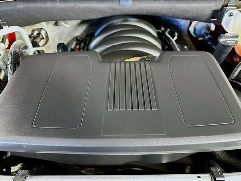 Used 2022 Chevrolet Silverado 1500 LT Trail Boss w/ Safety Package image 9