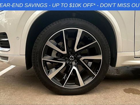 Used 2025 Volvo XC90 B6 Plus w/ Protection Package Premier image 42