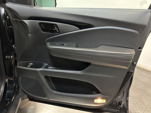 Certified 2023 Honda Passport Elite image 37