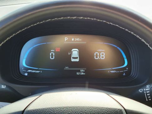Used 2023 Hyundai Venue SEL FWD image 21