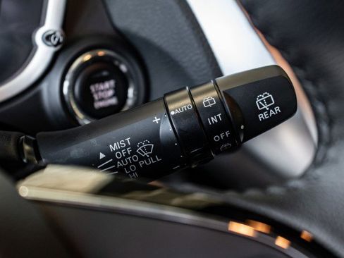 New 2025 Mitsubishi Eclipse Cross SE image 10