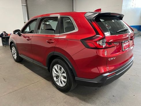 Used 2023 Honda CR-V LX image 5