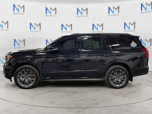 Used 2025 Ford Expedition Platinum w/ Stealth Performance Package image 2