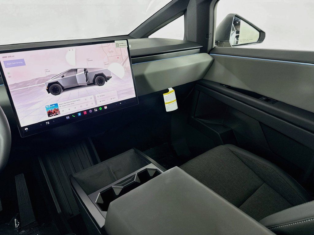 Used 2026 Tesla Cybertruck AWD Crew Cab image 21