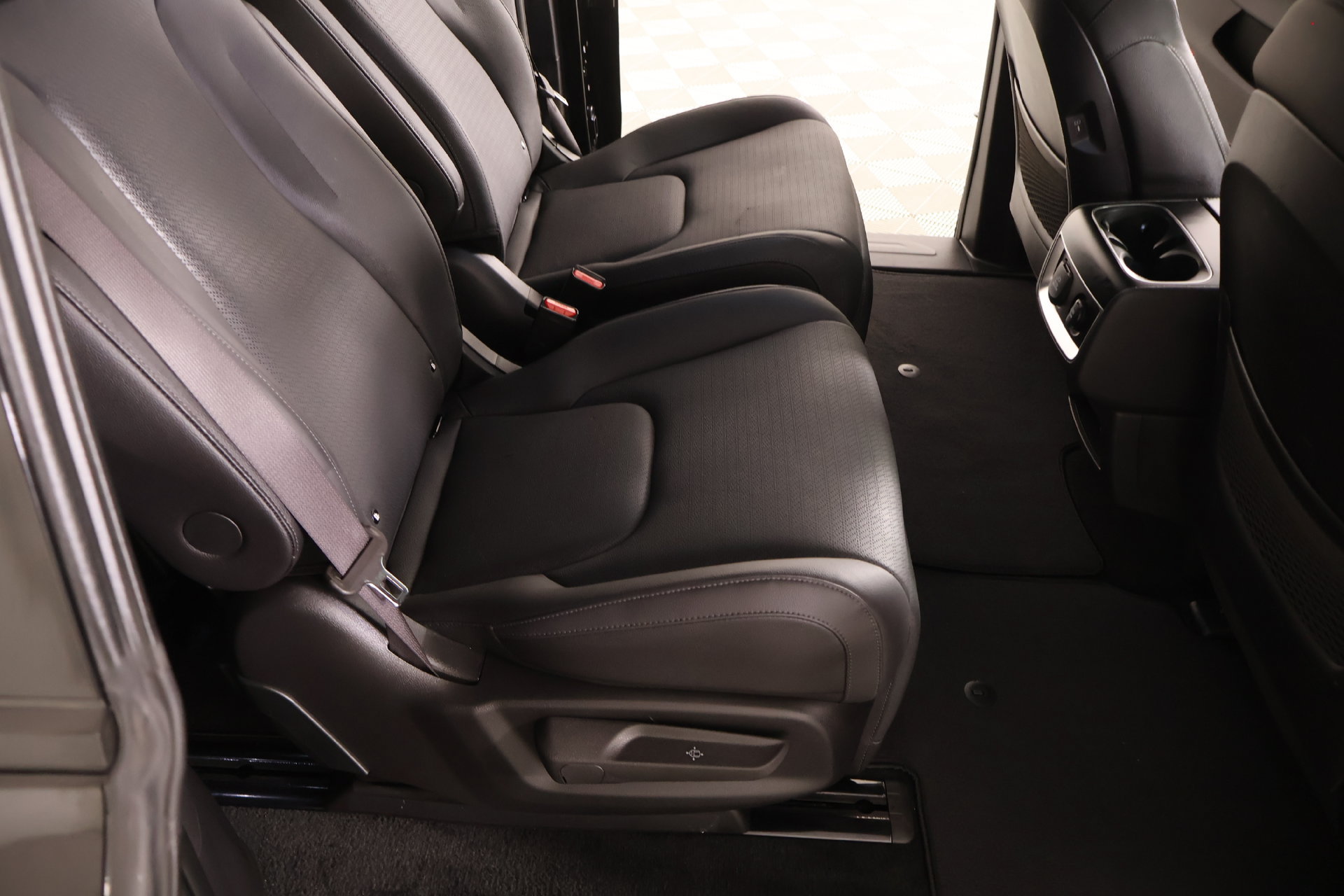 Used 2026 Kia Carnival SX Prestige FWD image 15