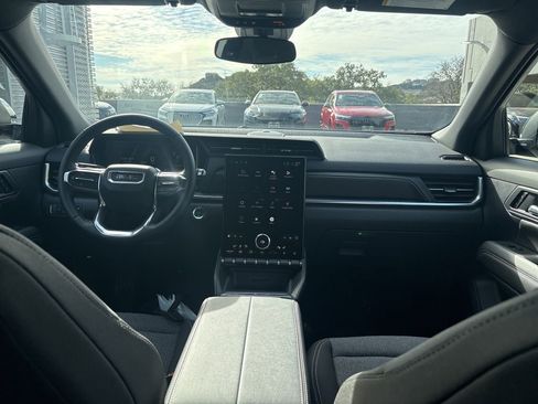 Used 2025 GMC Terrain Elevation image 18