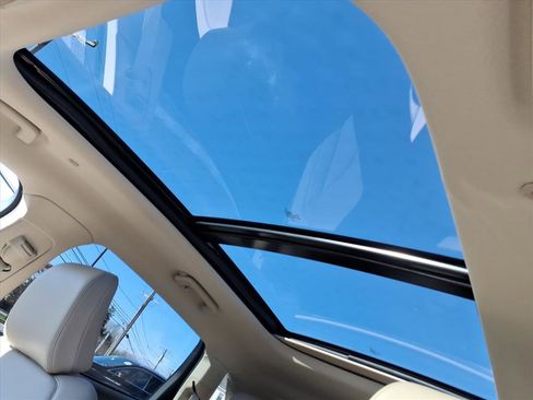 Certified 2022 Lincoln Nautilus Reserve w/ Equipment Group 201A image 21