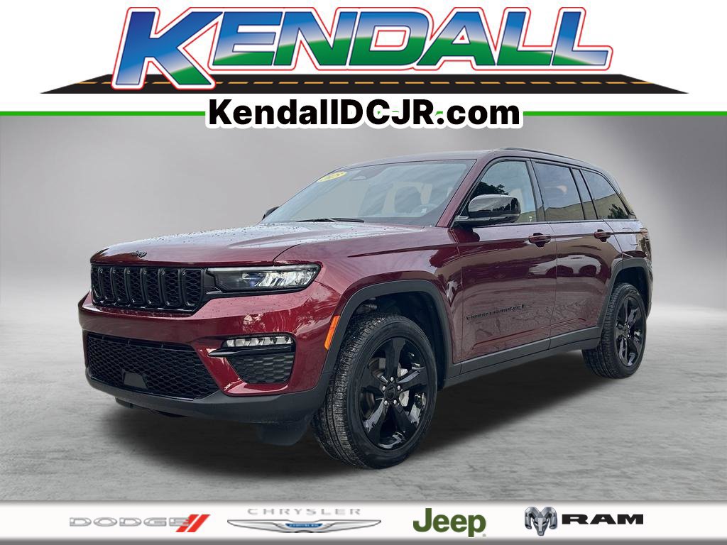 Certified 2025 Jeep Grand Cherokee Limited w/ Black Appearance Package RWD 360° Tour