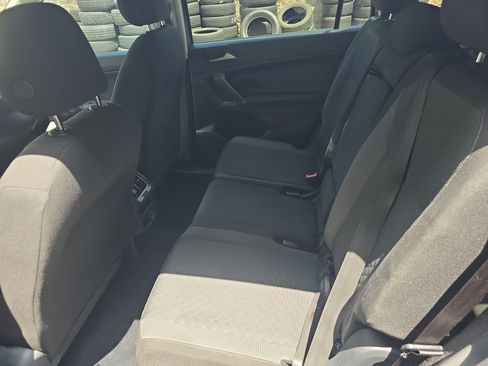 Used 2018 Volkswagen Tiguan S FWD image 14