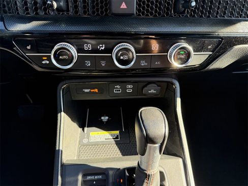 Used 2024 Honda CR-V Sport Touring image 38