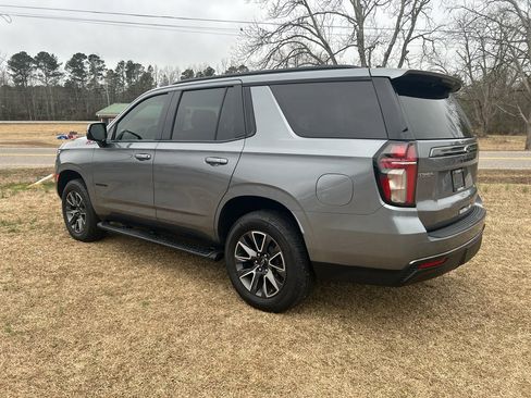 Used 2021 Chevrolet Tahoe Z71 w/ Z71 Signature Package image 10
