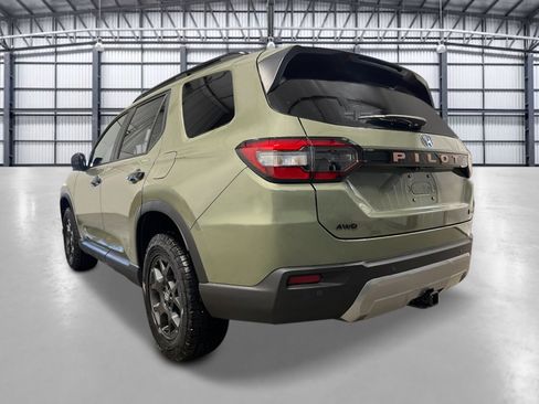 New 2026 Honda Pilot TrailSport image 3