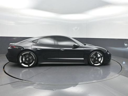 Used 2020 Porsche Taycan 4S AWD/4WD image 34