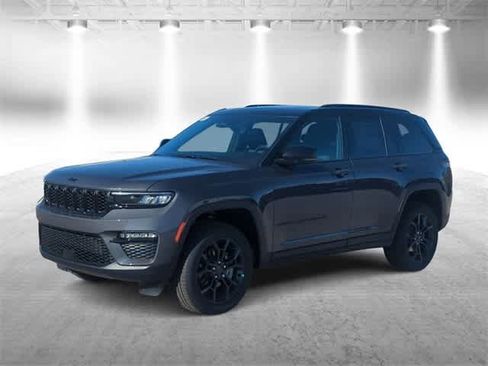 New 2025 Jeep Grand Cherokee Limited image 4