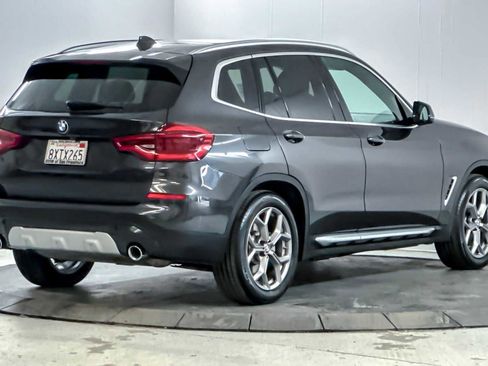 Used 2021 BMW X3 xDrive30e w/ Convenience Package image 2