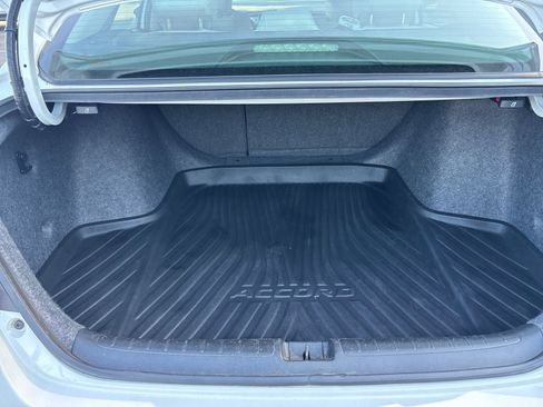 Certified 2018 Honda Accord EX-L image 12