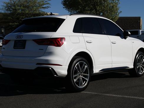 Used 2022 Audi Q3 2.0T Premium Plus w/ Premium Plus Package AWD/4WD image 7