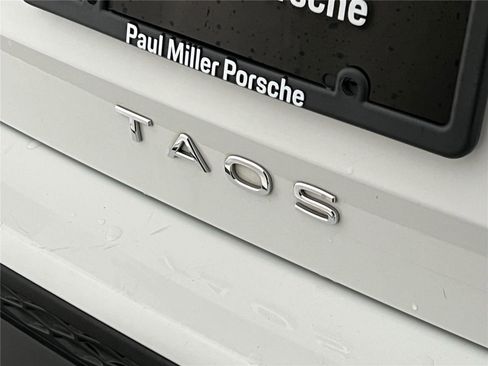 Used 2022 Volkswagen Taos S w/ IQ Drive S Package image 25