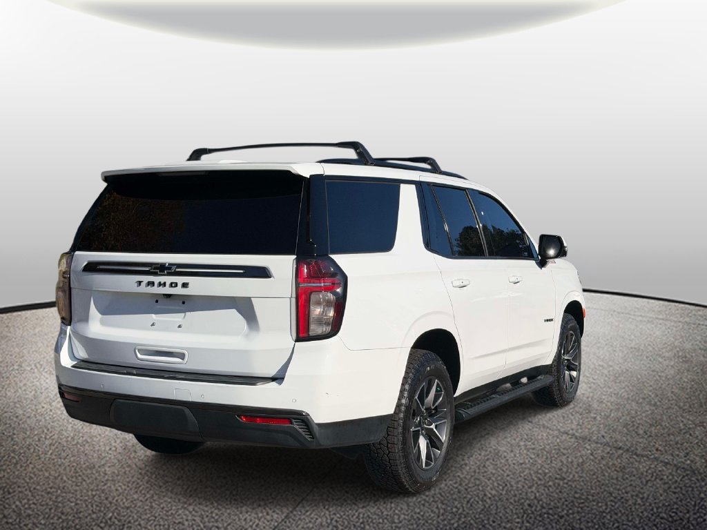 Used 2021 Chevrolet Tahoe Z71 w/ Luxury Package AWD/4WD image 2