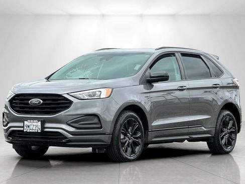 Used 2024 Ford Edge SE w/ Black Appearance Package AWD/4WD image 7