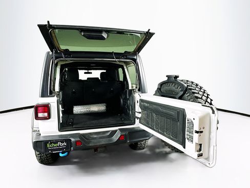 Used 2023 Jeep Wrangler Unlimited image 25