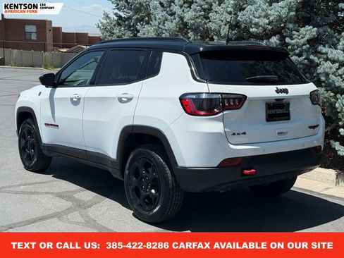 Used 2023 Jeep Compass Trailhawk image 6