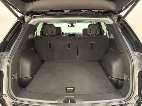 Used 2019 Chevrolet Blazer LT w/ Sun and Wheels Package AWD/4WD image 17