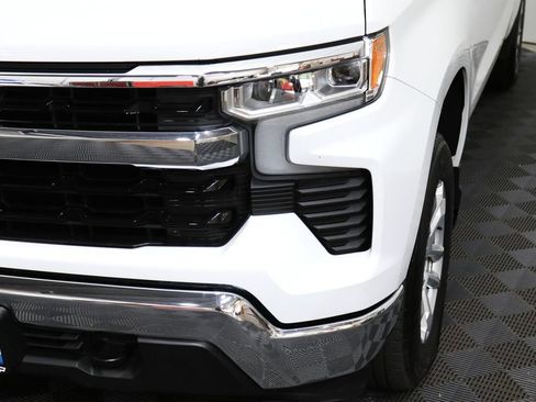 Used 2023 Chevrolet Silverado 1500 LT AWD/4WD image 11
