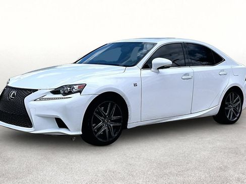 Used 2016 Lexus IS 200t w/ F Sport Package RWD image 5