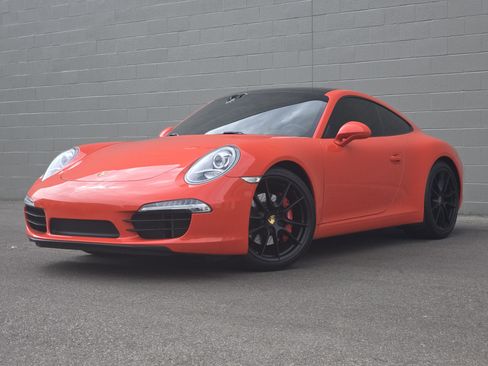 Used 2016 Porsche 911 Carrera S RWD image 1