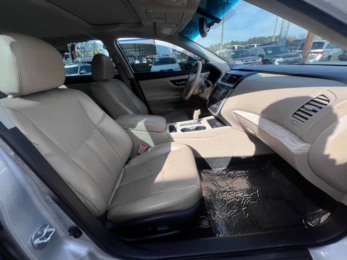 Used 2016 Nissan Altima 3.5 SL image 14