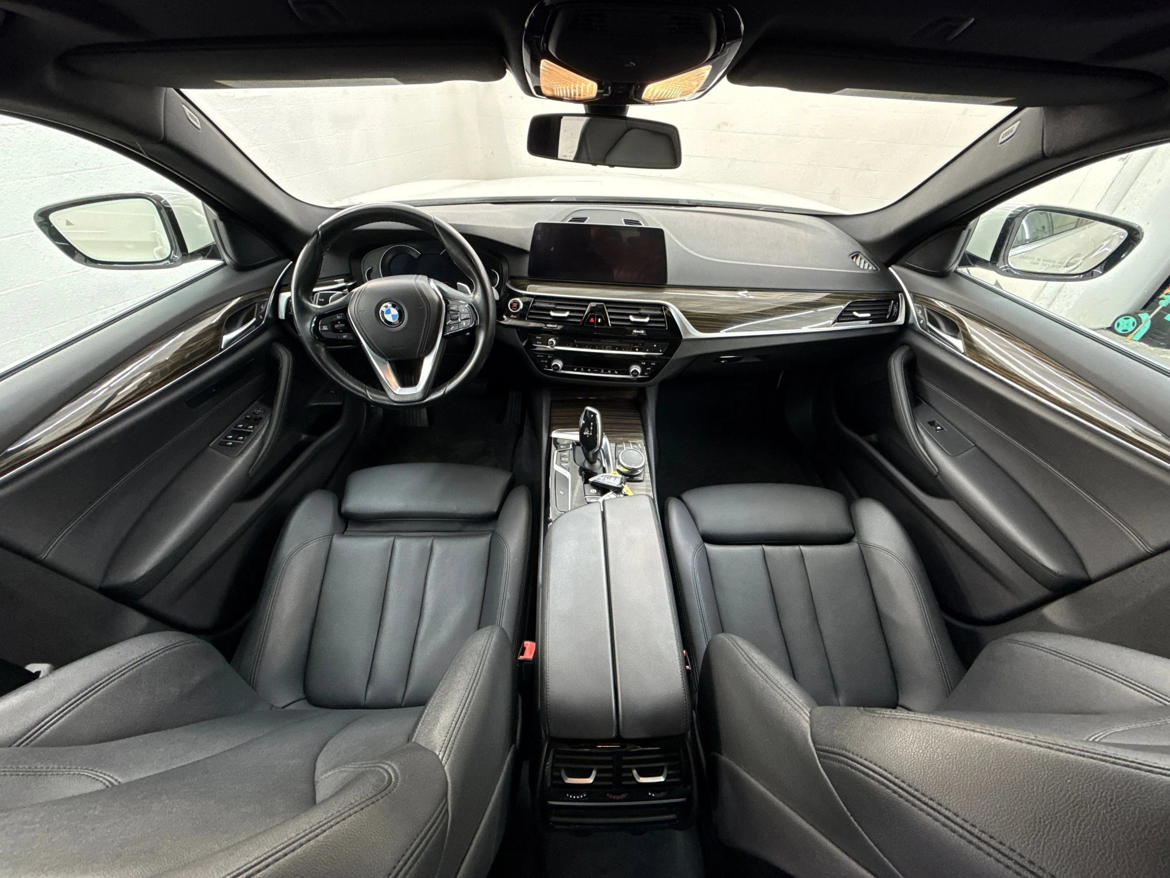 Used 2018 BMW 530i RWD image 17