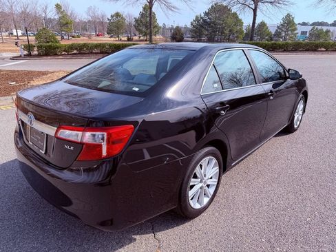 Used 2012 Toyota Camry XLE image 11