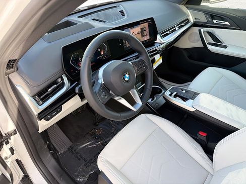 New 2026 BMW X1 xDrive28i w/ Technology Package AWD/4WD image 25
