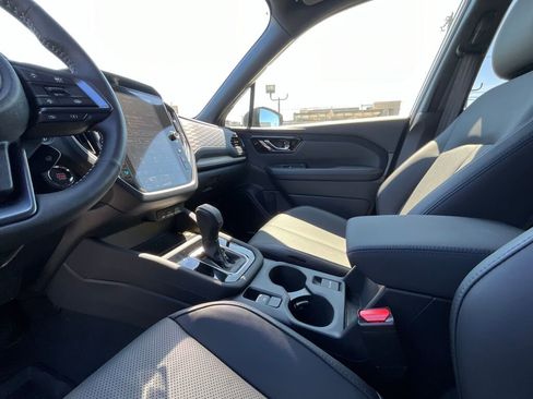 New 2025 Subaru Forester Limited image 19