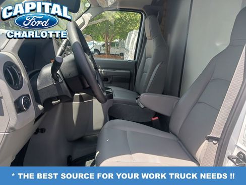 New 2027 Ford E-350 and Econoline 350 Super Duty w/ Power Equipment Group RWD image 7