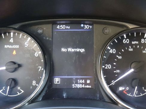 Used 2019 Nissan Rogue SV w/ Premium Package image 24