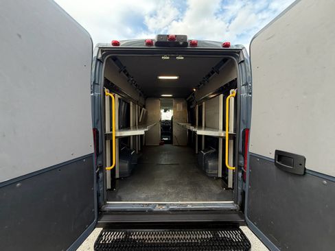 Used 2020 RAM ProMaster 3500 FWD image 5