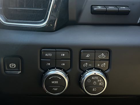 Used 2026 GMC Sierra 1500 Denali Ultimate image 15