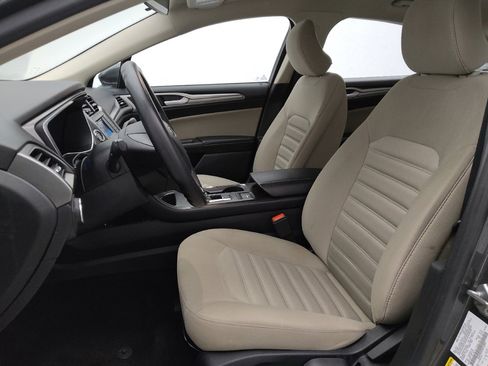 Used 2018 Ford Fusion S image 17