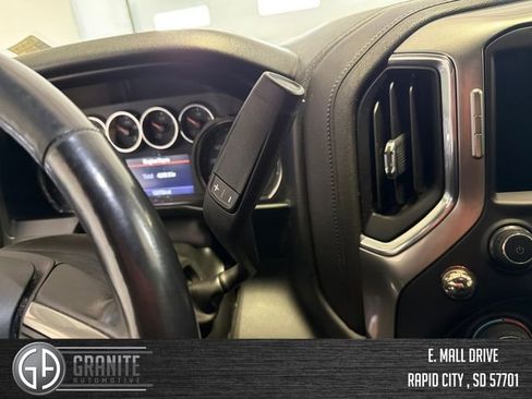 Used 2019 Chevrolet Silverado 1500 LT Trail Boss w/ Convenience Package image 23