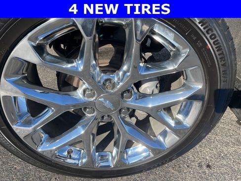 Used 2020 Chevrolet Silverado 1500 High Country image 2