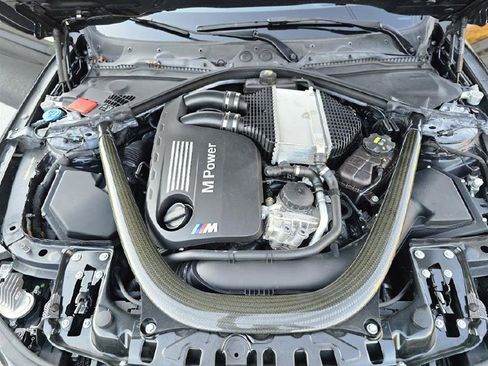 Used 2018 BMW M4 Coupe image 29